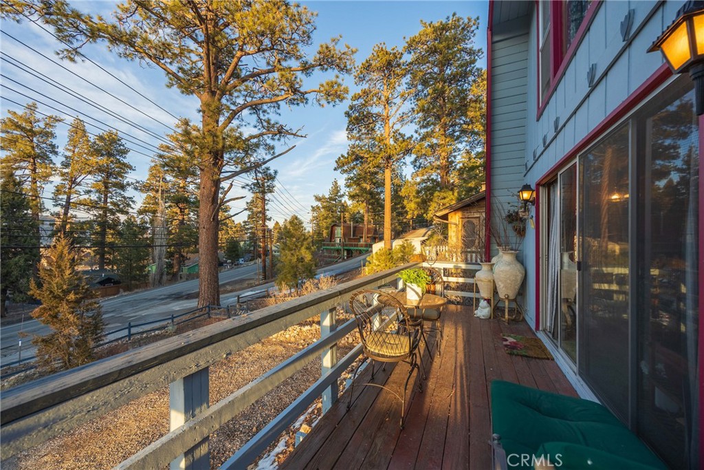 1116 E Big Bear Boulevard Property Photo 5