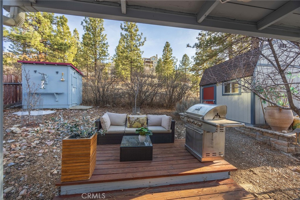 1116 E Big Bear Boulevard Property Photo 6