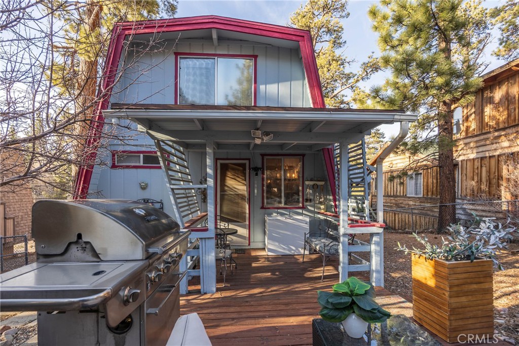 1116 E Big Bear Boulevard Property Photo 9