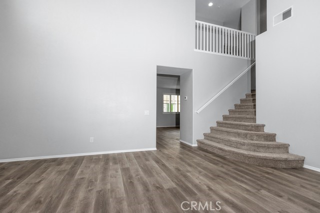 15542 Northwind Avenue Property Photo 8