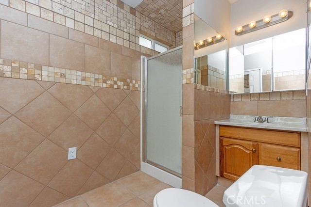 15542 Northwind Avenue Property Photo 27