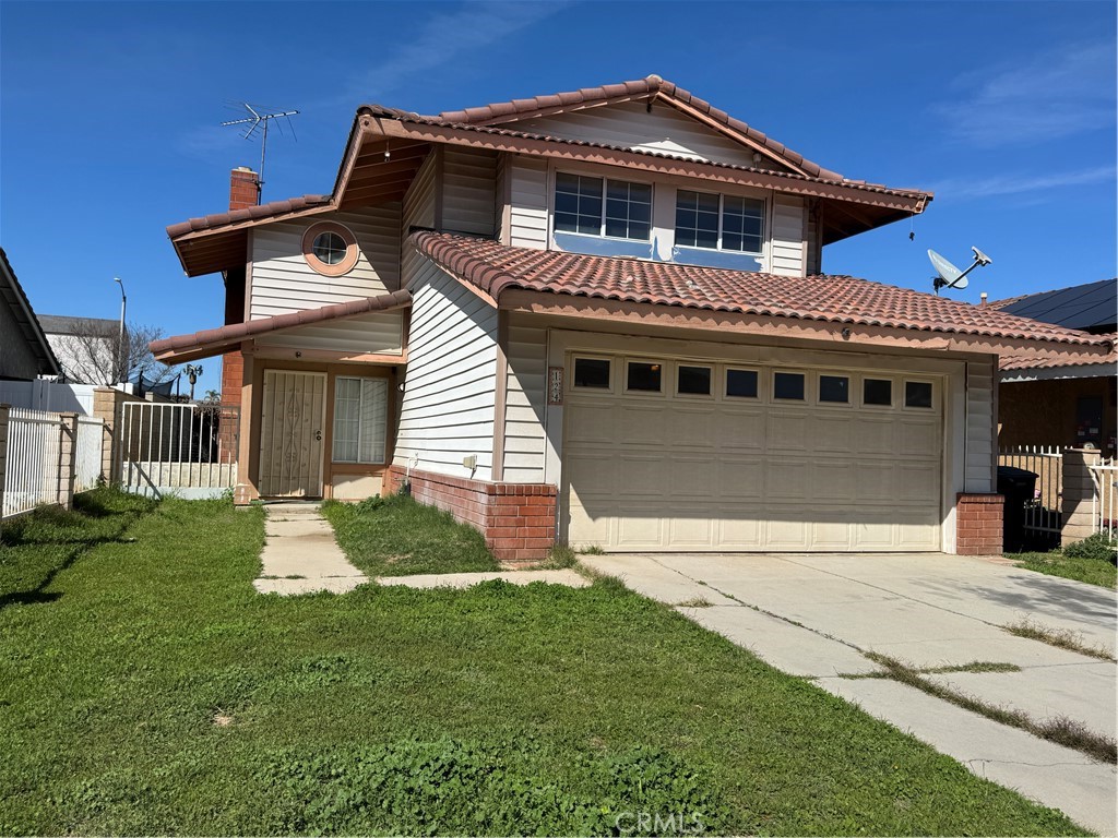 124 Oaktree Drive Property Photo