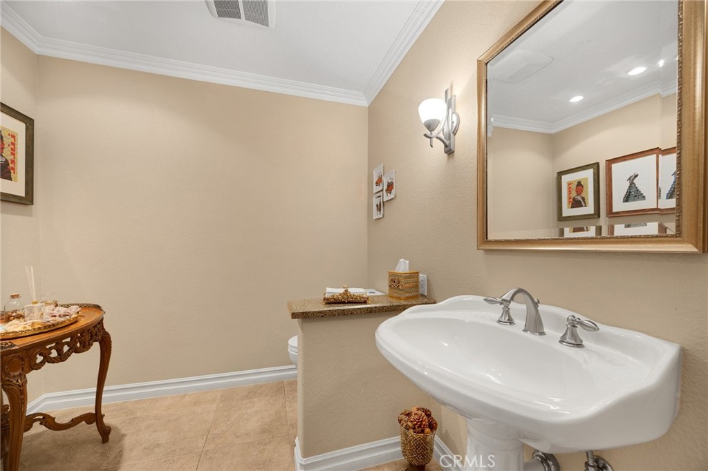 748 E Mariposa Drive Property Photo 19