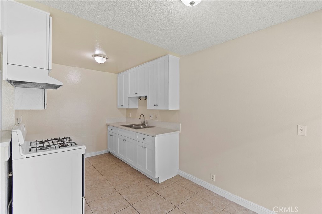 3300 W Orange Avenue Property Photo 13