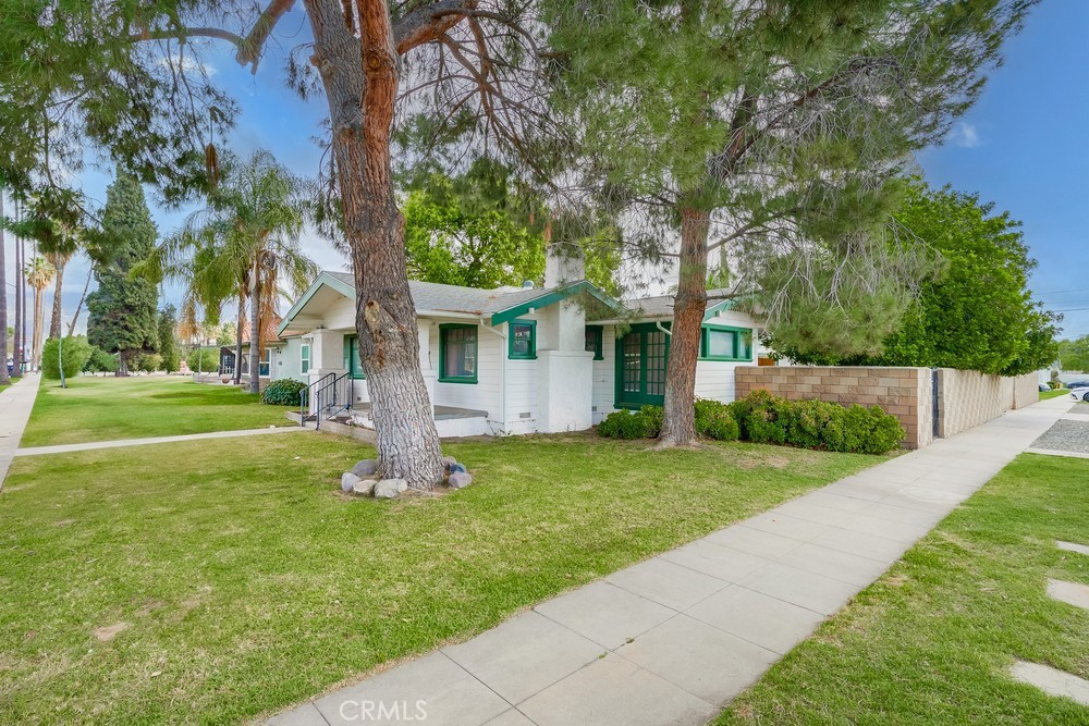 2105 Genevieve Street Property Photo 3