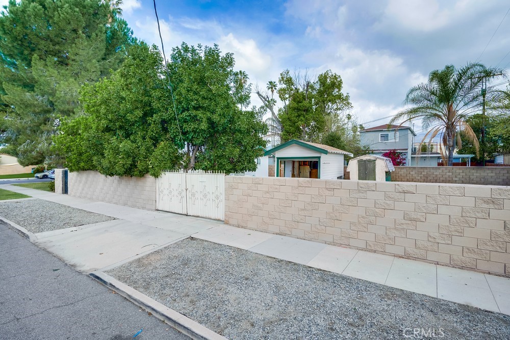 2105 Genevieve Street Property Photo 36