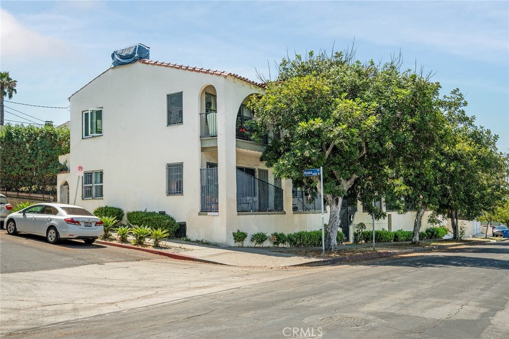 230 N Reno Street Property Photo 4