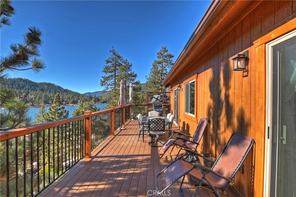 39033 Bayview Lane Property Photo 5