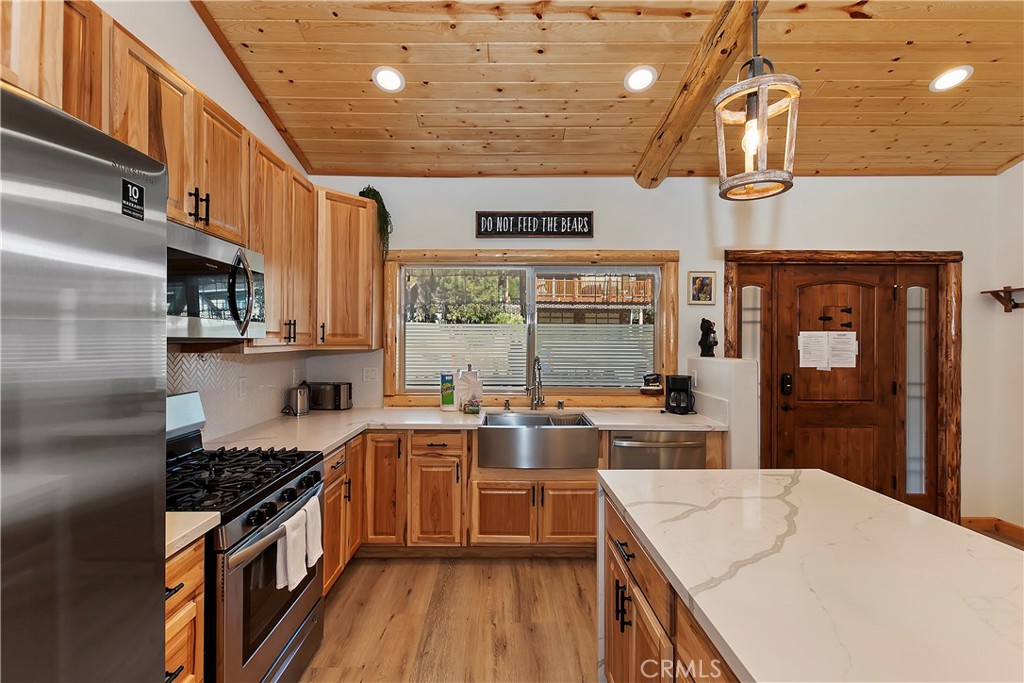 39033 Bayview Lane Property Photo 17