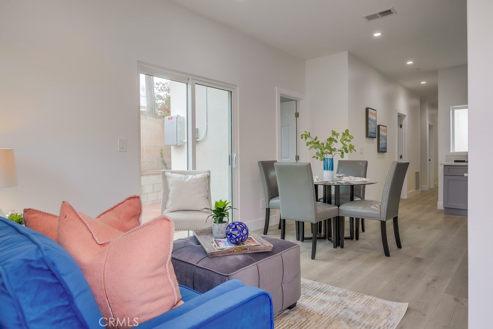 6439 Mohawk Property Photo