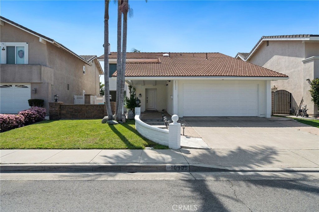 10900 San Leon Avenue Property Photo 1