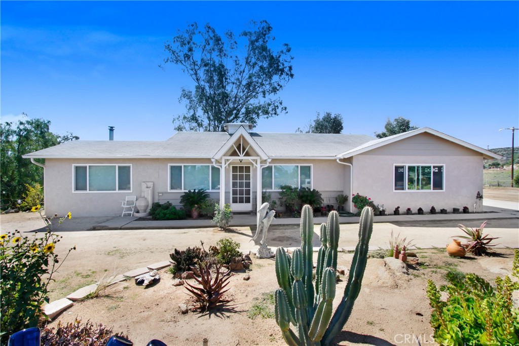 92570 Real Estate Listings Main Image