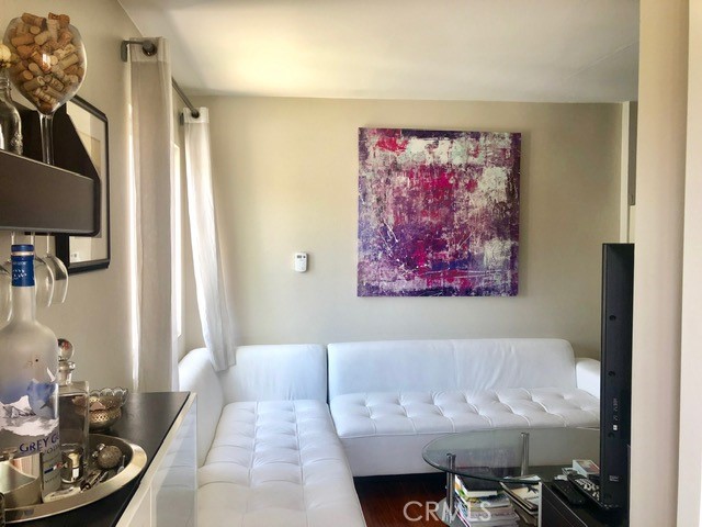 209 4th Street C Property Photo