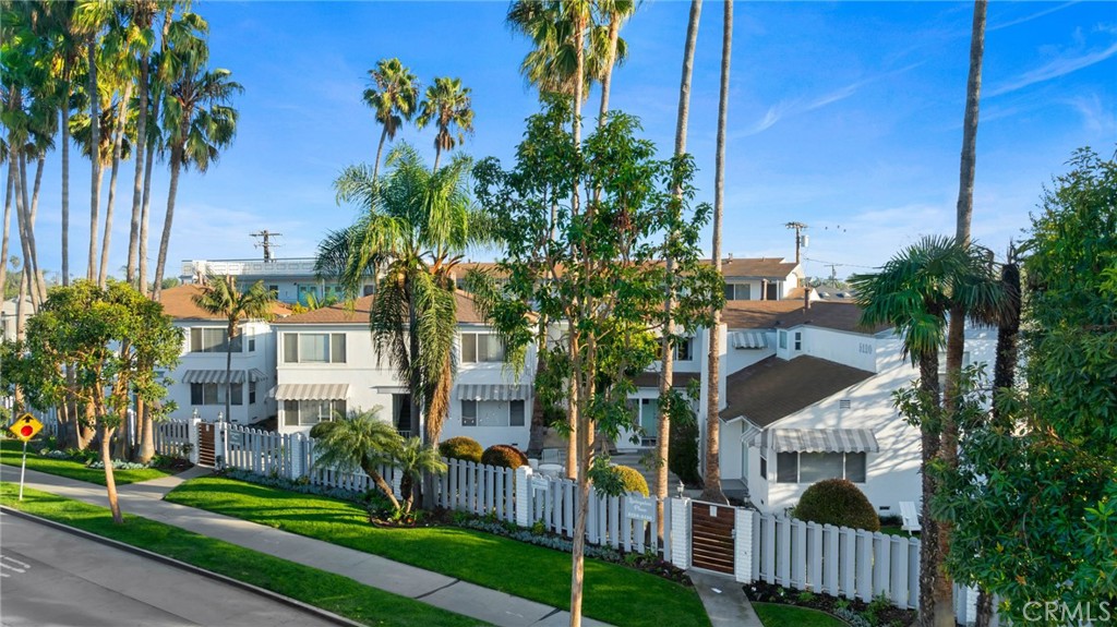 90803 Real Estate Listings Main Image