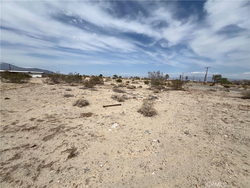 2375 Harbor Drive Property Photo 5