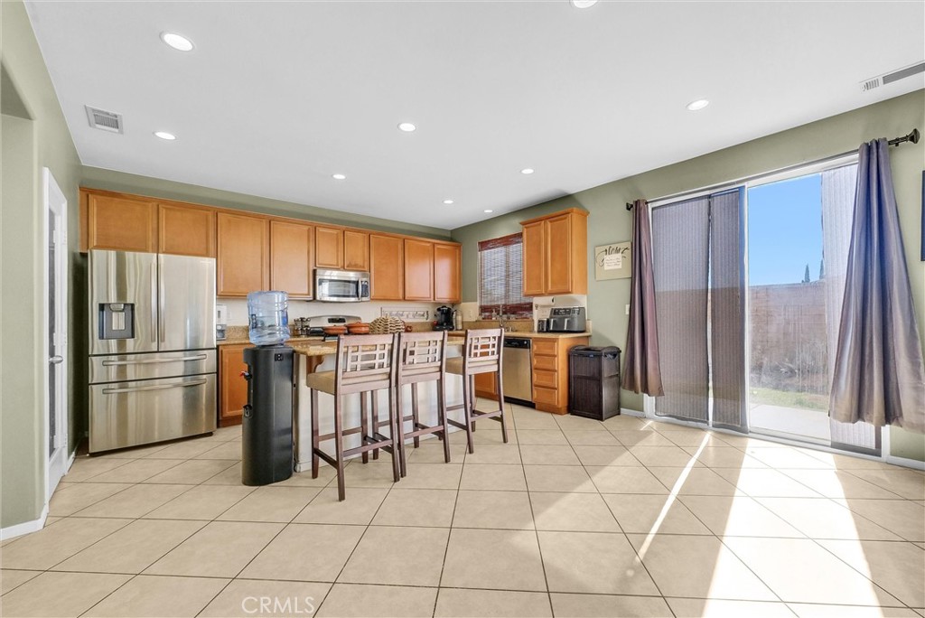 535 W Kennedy Street Property Photo 9
