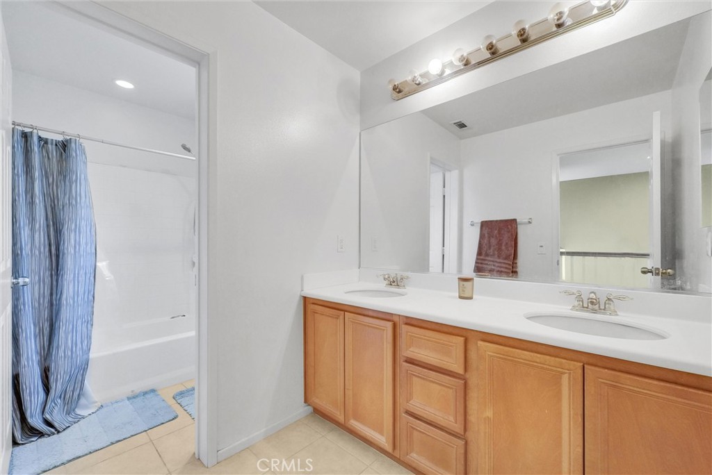535 W Kennedy Street Property Photo 21