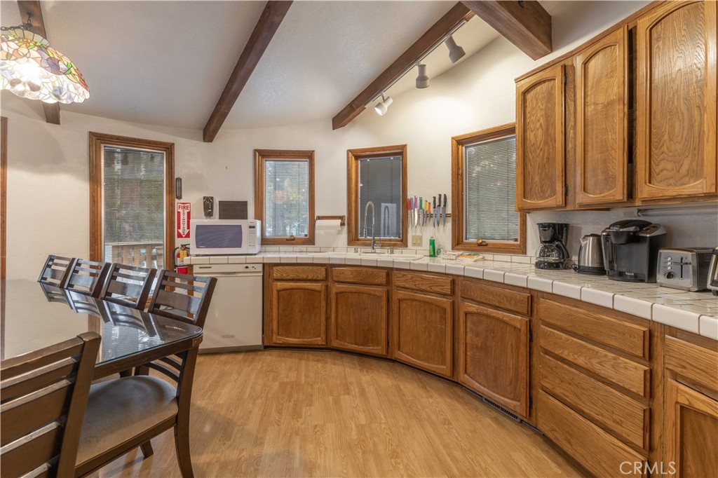 520 Pinewood Court Property Photo 15