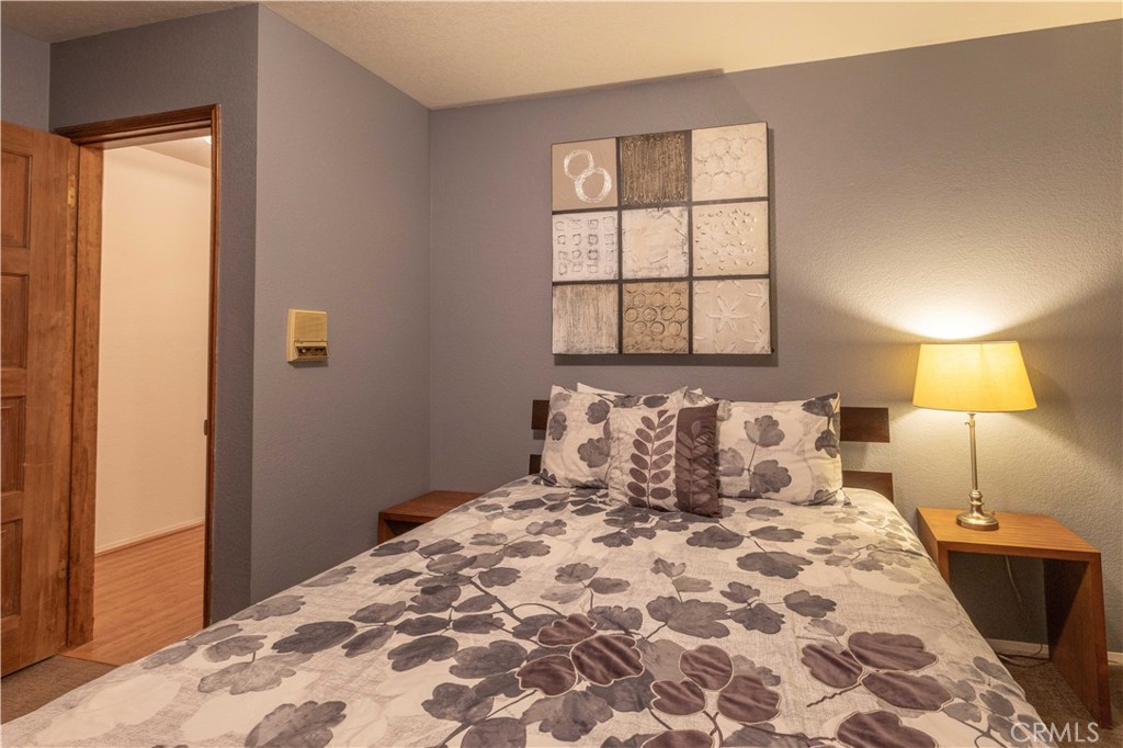 520 Pinewood Court Property Photo 24