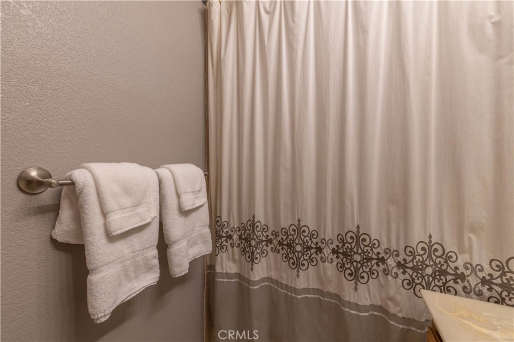 520 Pinewood Court Property Photo 27