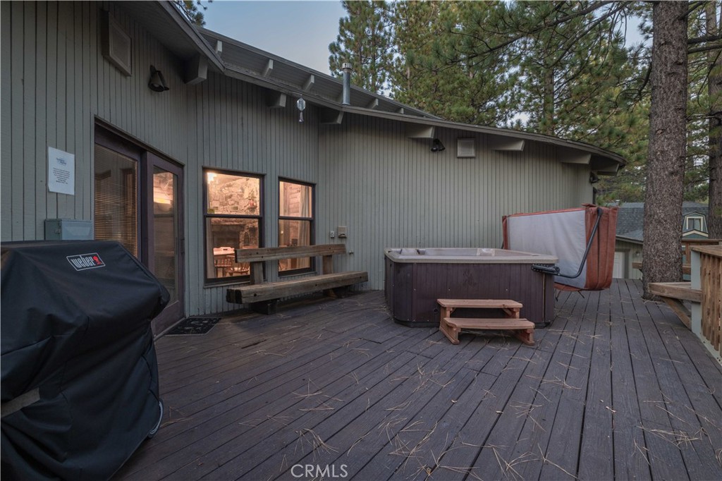 520 Pinewood Court Property Photo 35
