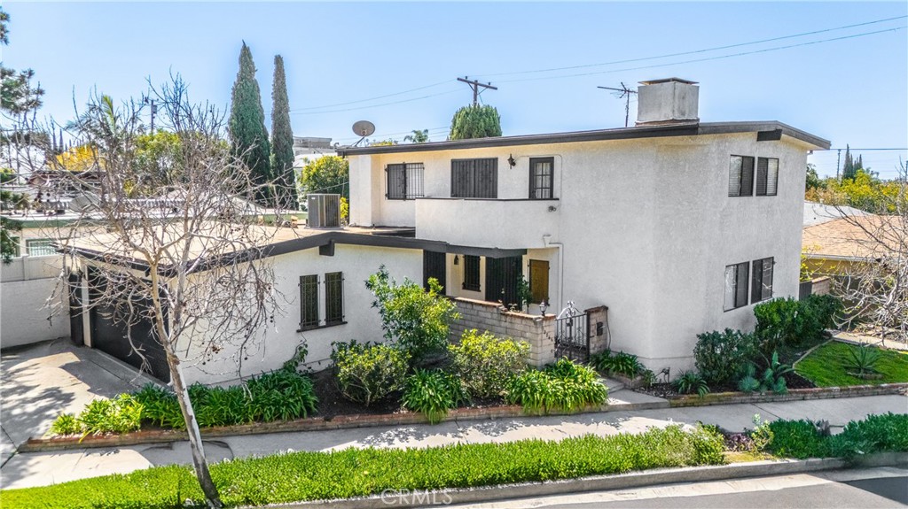 10866 Sproul Avenue Property Photo 1