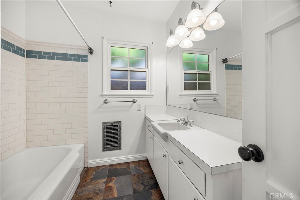 17139 Strathern Street Property Photo 21