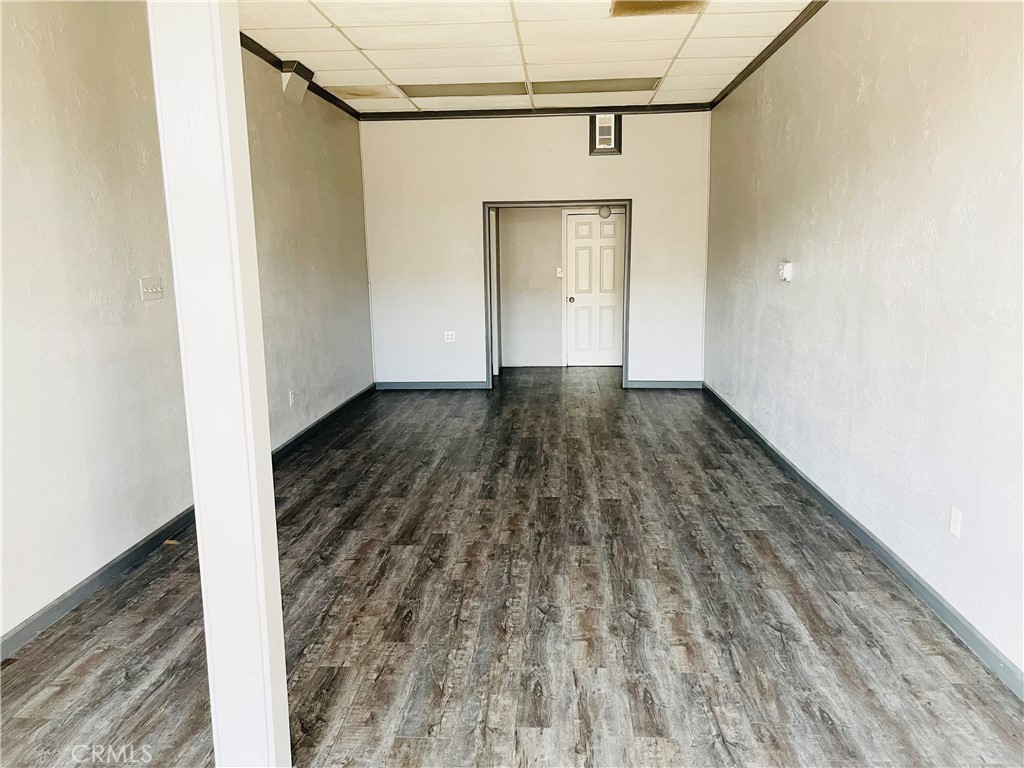 123 E Main Street Property Photo 3