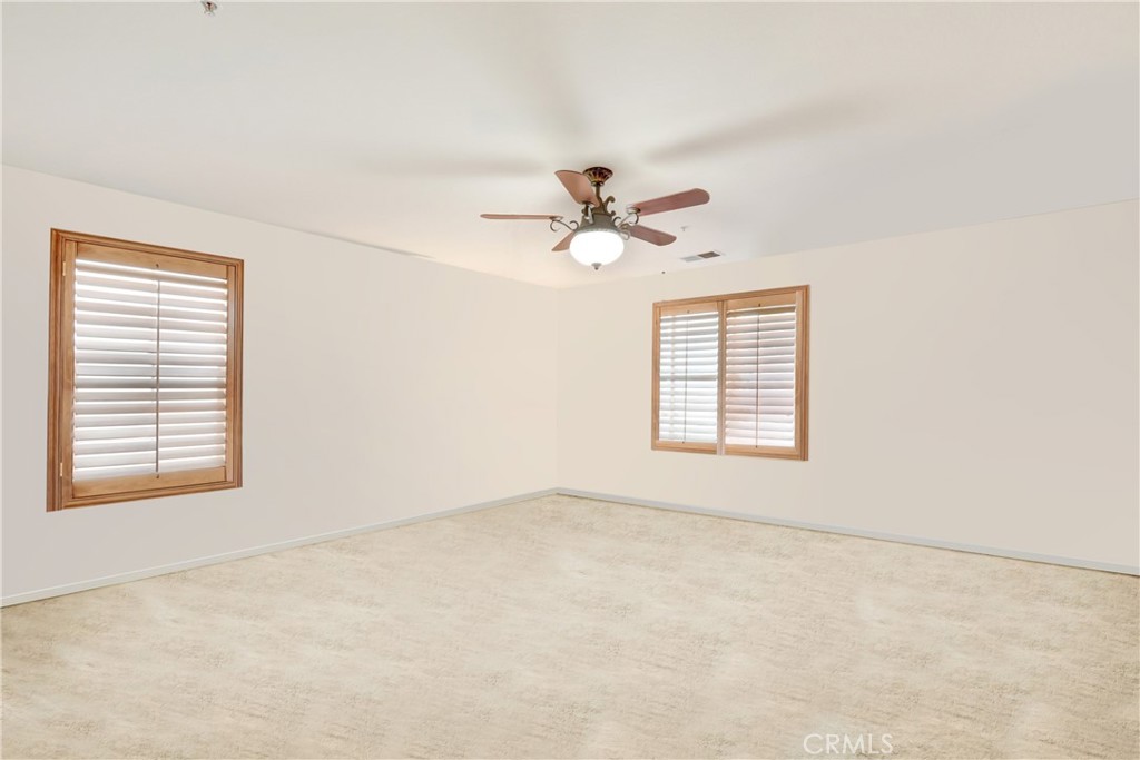 16286 Medinah Street Property Photo 8