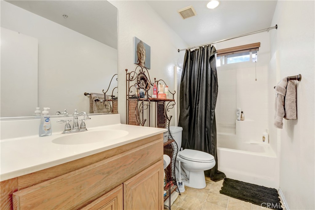 16286 Medinah Street Property Photo 12