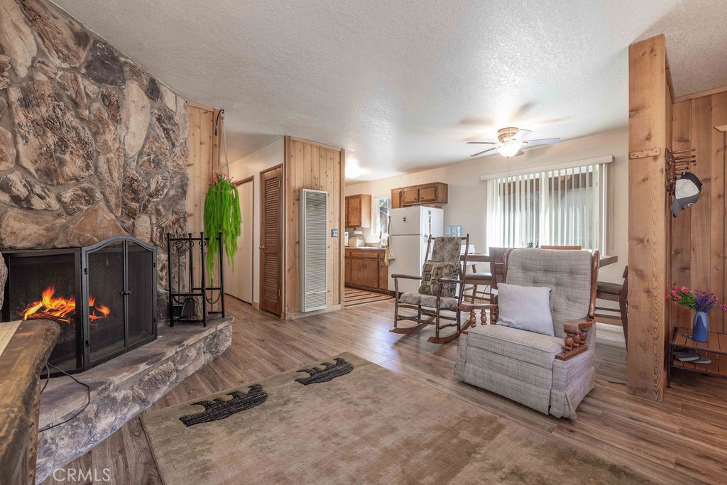 339 Angeles Boulevard Property Photo 6