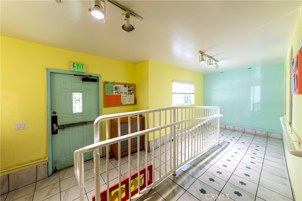 423 S Commonwealth Avenue Property Photo 7