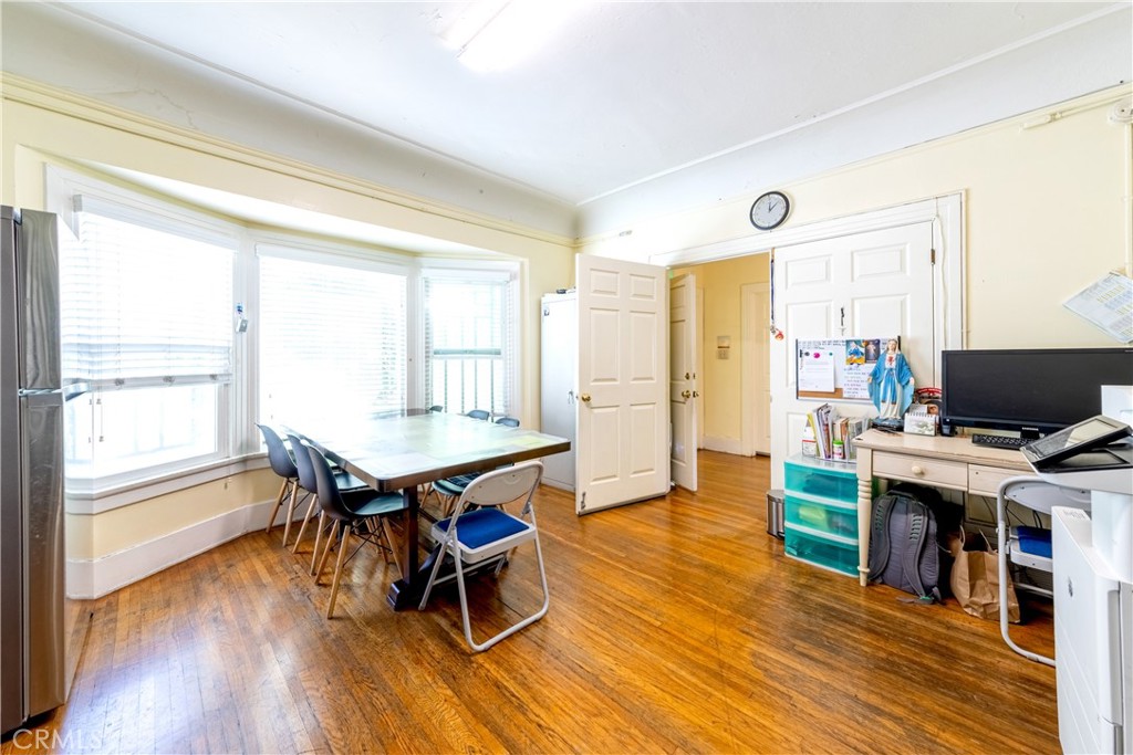 423 S Commonwealth Avenue Property Photo 10