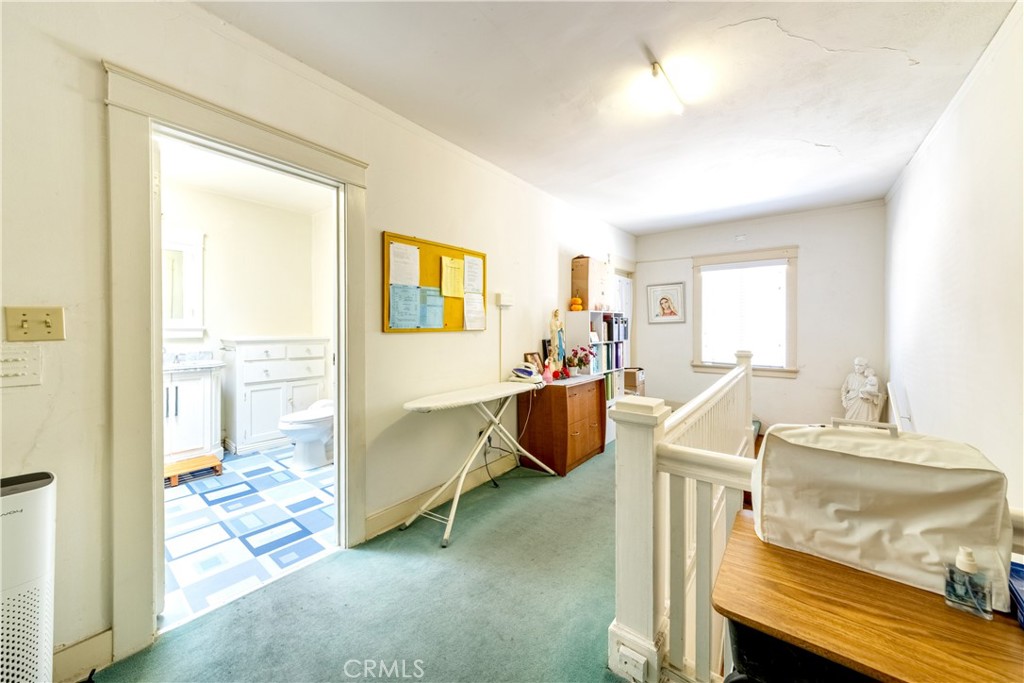 423 S Commonwealth Avenue Property Photo 31