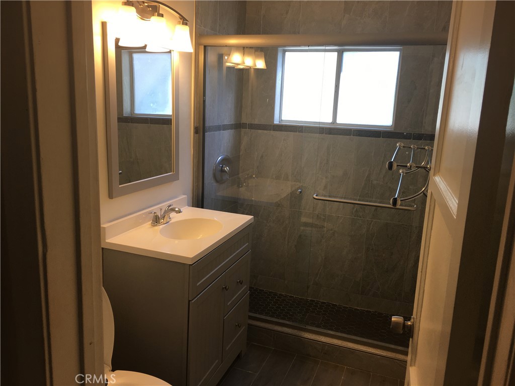 4933 Cahuenga Boulevard Property Photo 9