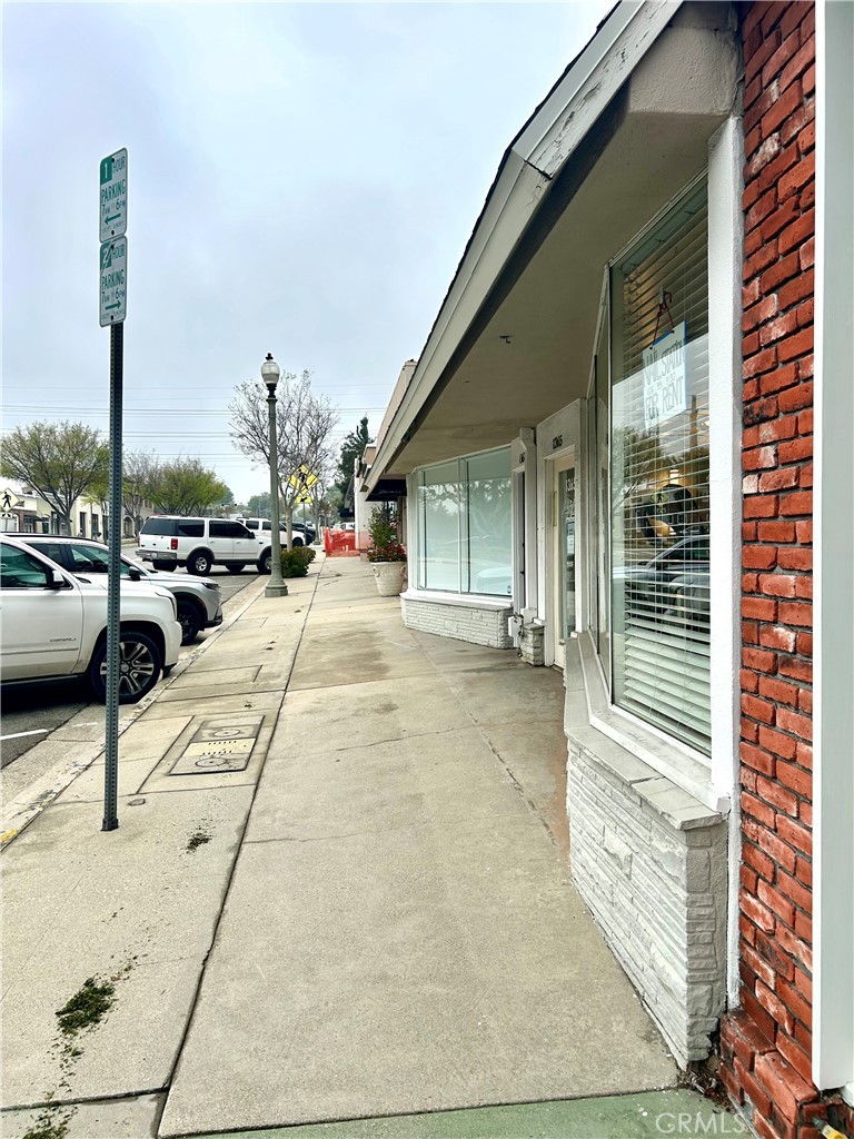 Foothill Blvd Property Photo 15