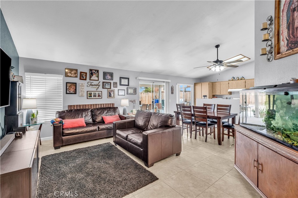 11188 Tamarisk Road Property Photo 3