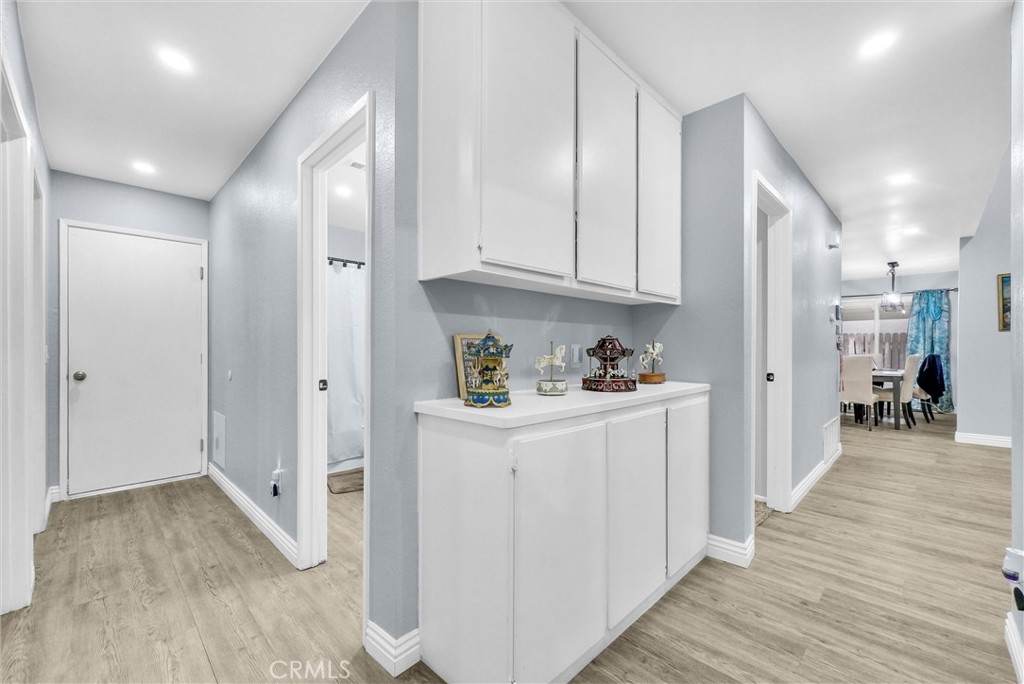 1264 N Mulberry Avenue Property Photo 17