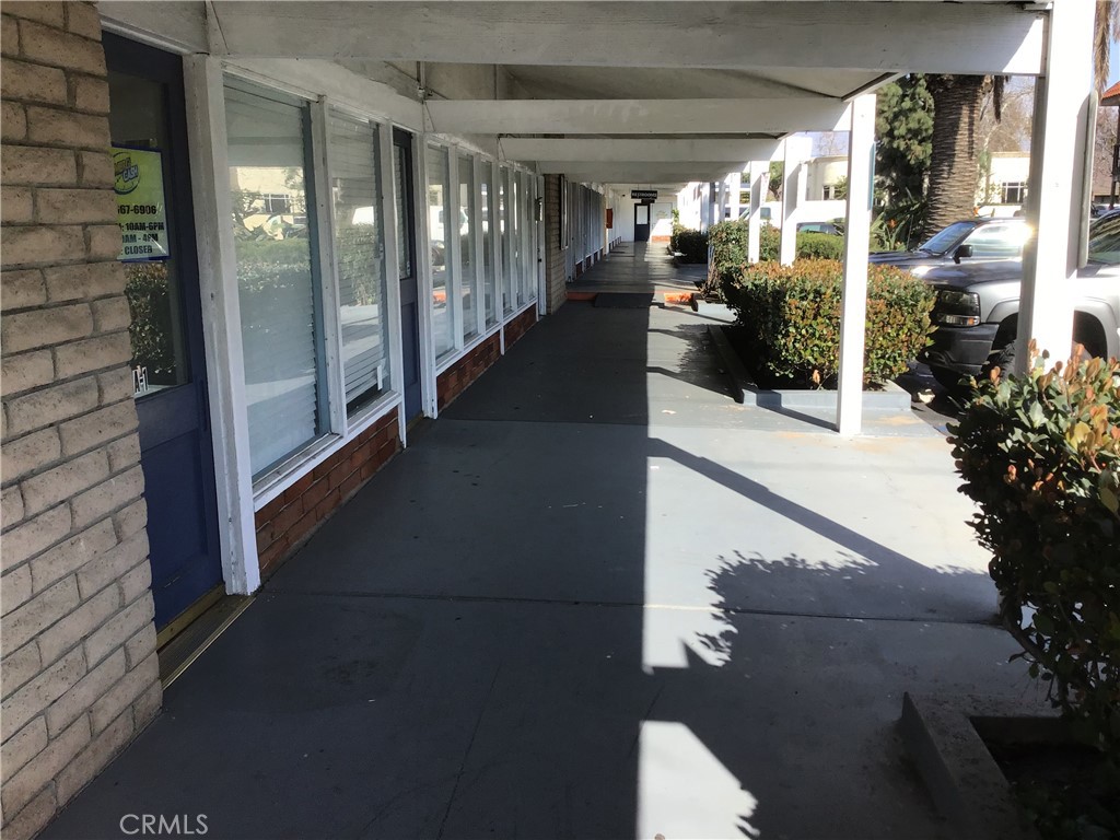 1621 E 17th Street Property Photo 13