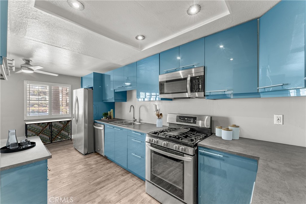 645 Chestnut Avenue 106 Property Photo 9