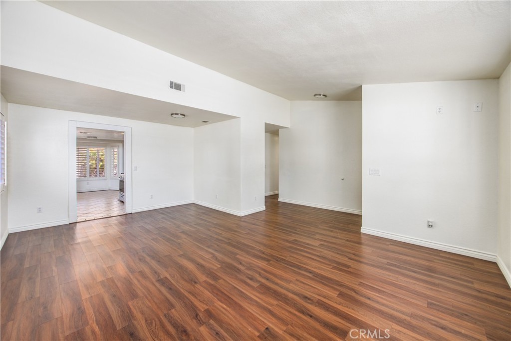 33710 Noreen Lane Property Photo 5