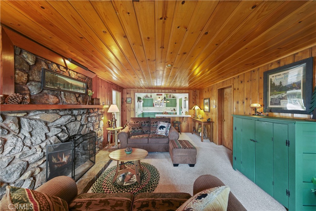 41191 Pennsylvania Avenue Property Photo 13