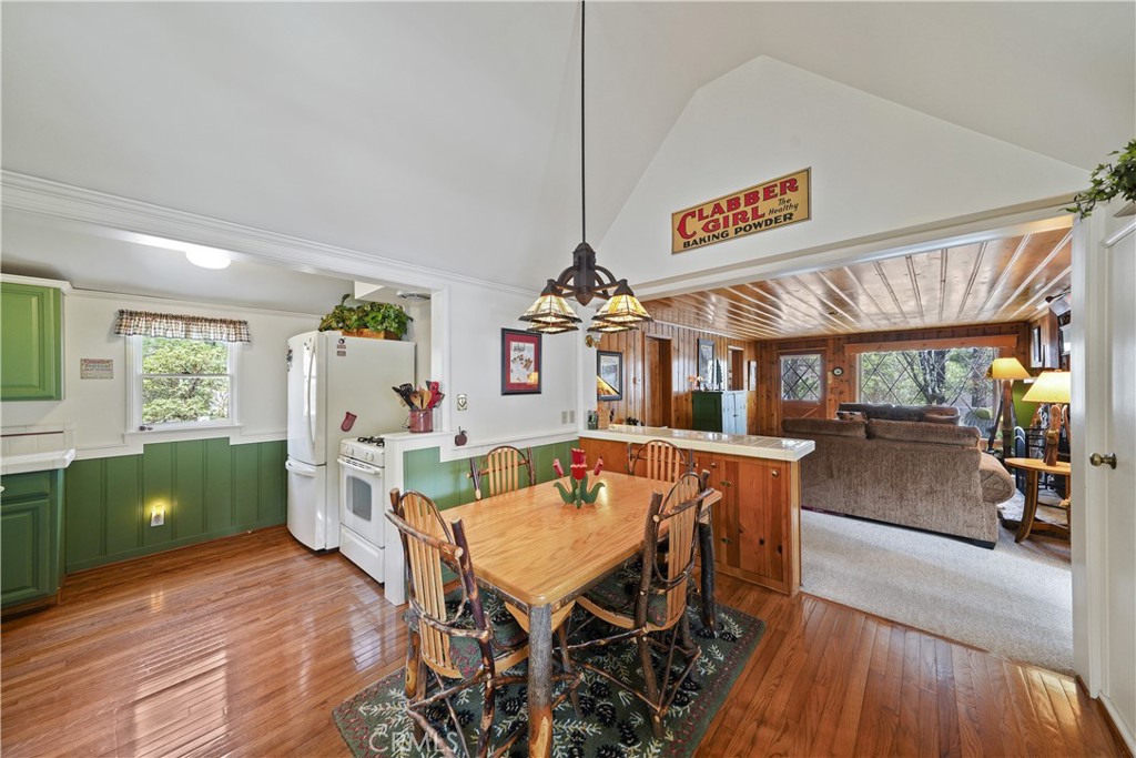 41191 Pennsylvania Avenue Property Photo 15