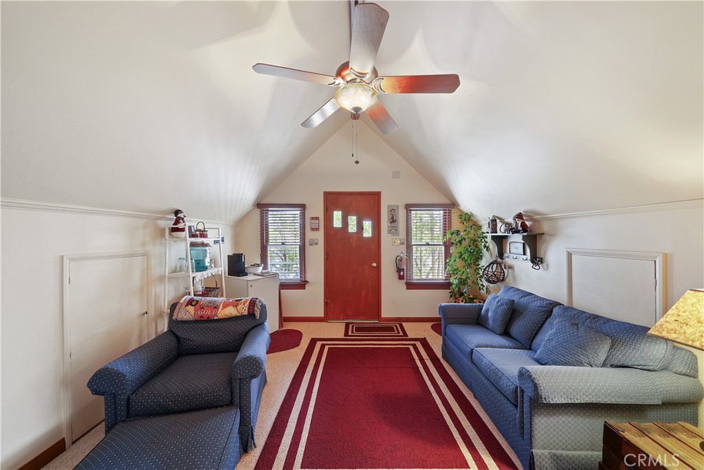 41191 Pennsylvania Avenue Property Photo 37