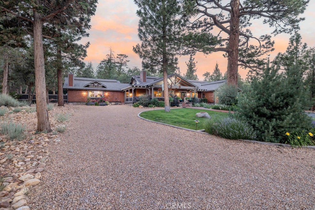 661 Cedar Glen Drive Property Photo 2