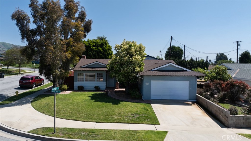 900 Vecino Street Property Photo 1