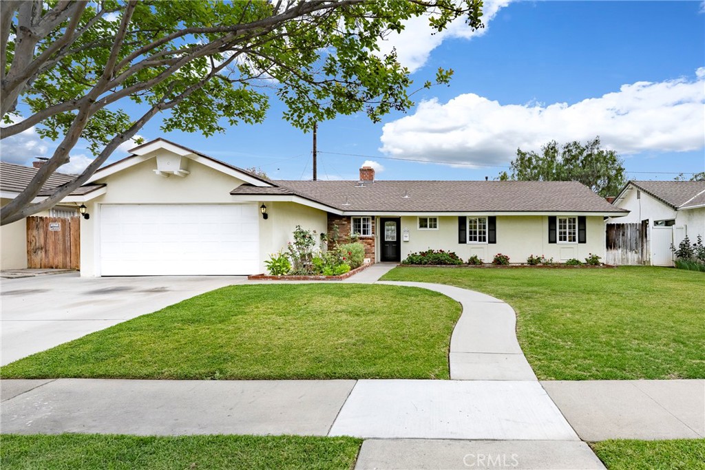 18342 Avolinda Drive Property Photo 1