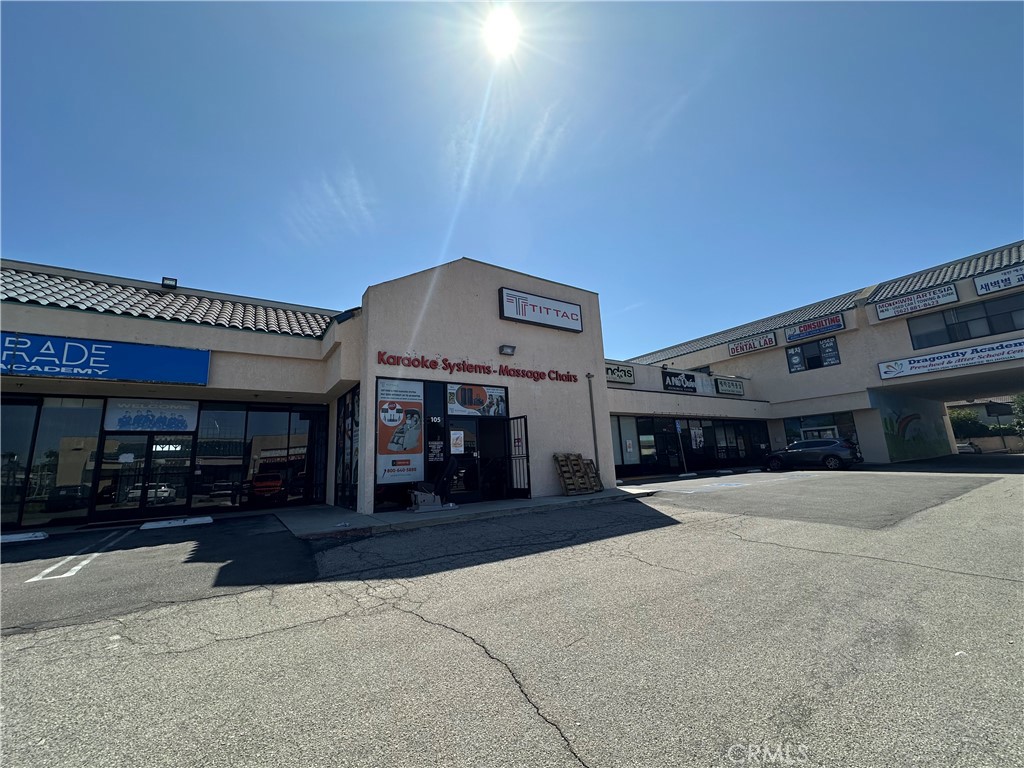 8762 Garden Grove Boulevard 203 Property Photo 2