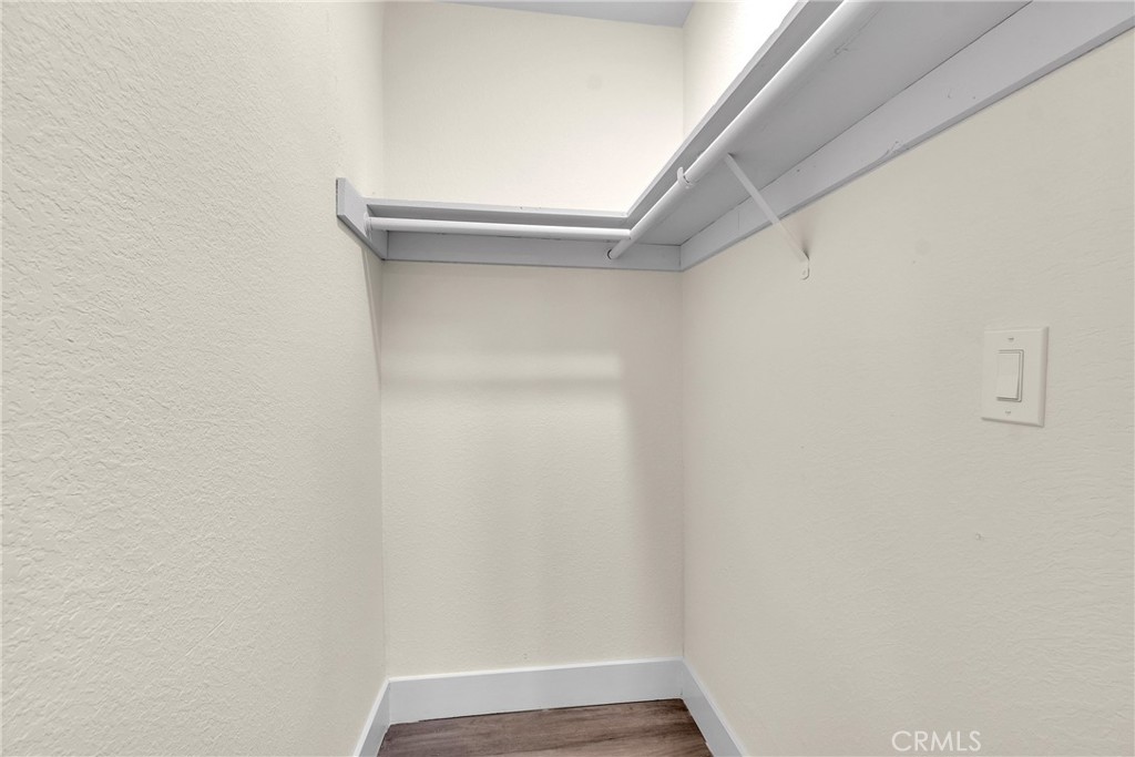 7842 E Woodsboro Avenue Property Photo 6