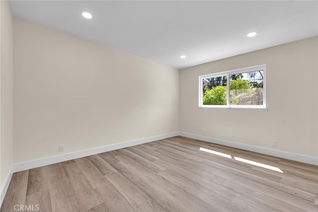 7842 E Woodsboro Avenue Property Photo 21
